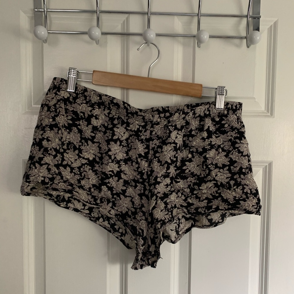 Forever 21 Black and Tan shorts